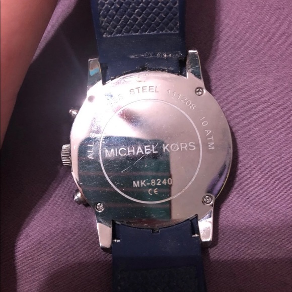 Michael Kors watch - Picture 2 of 4